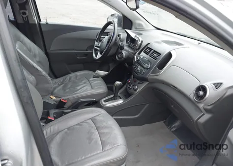 2012 Chevrolet Sonic 2Lz из США, поврежденный, VIN 1G1JE6SHXC4137951